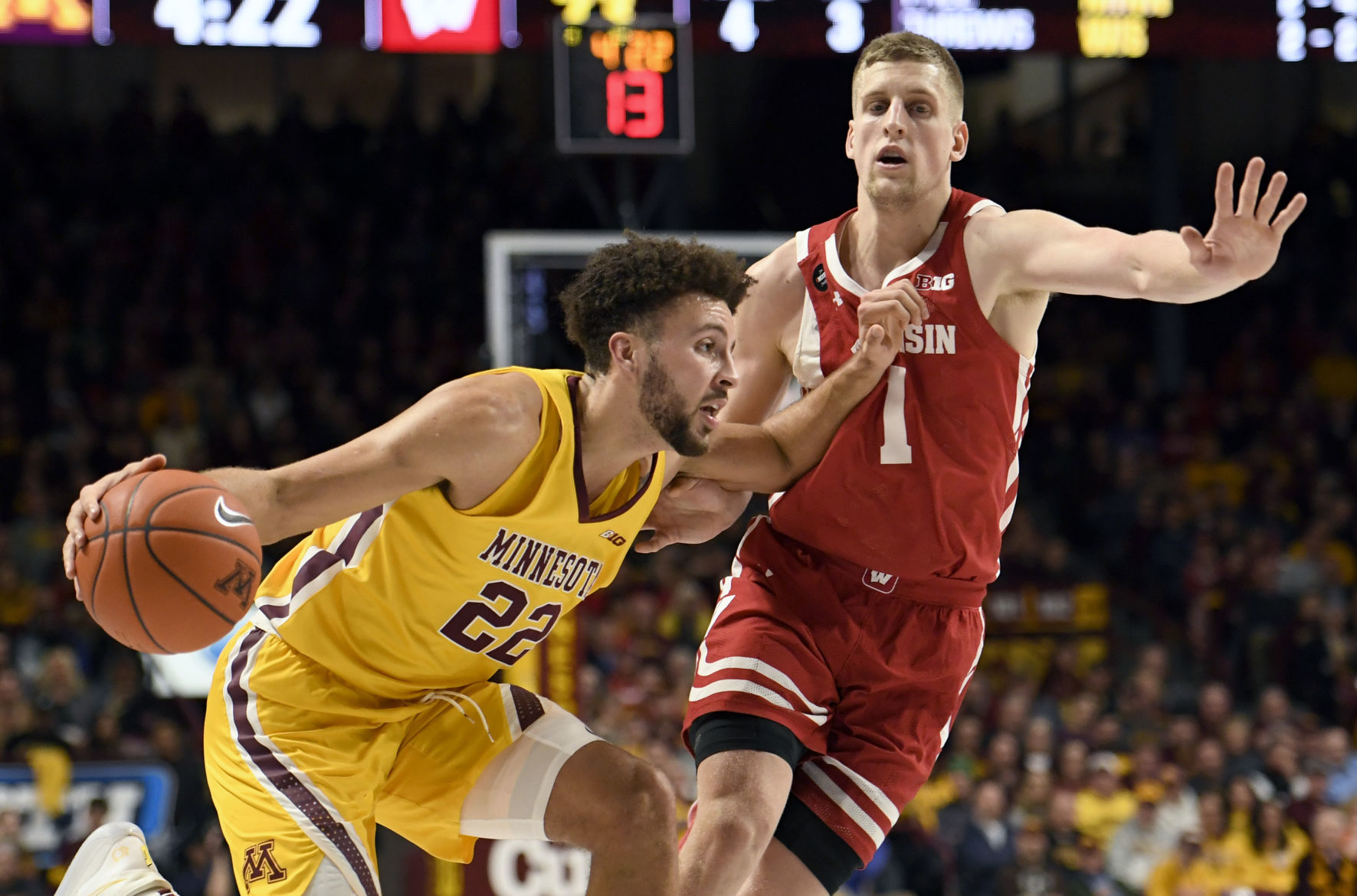 Golden Gophers 70, Badgers 52